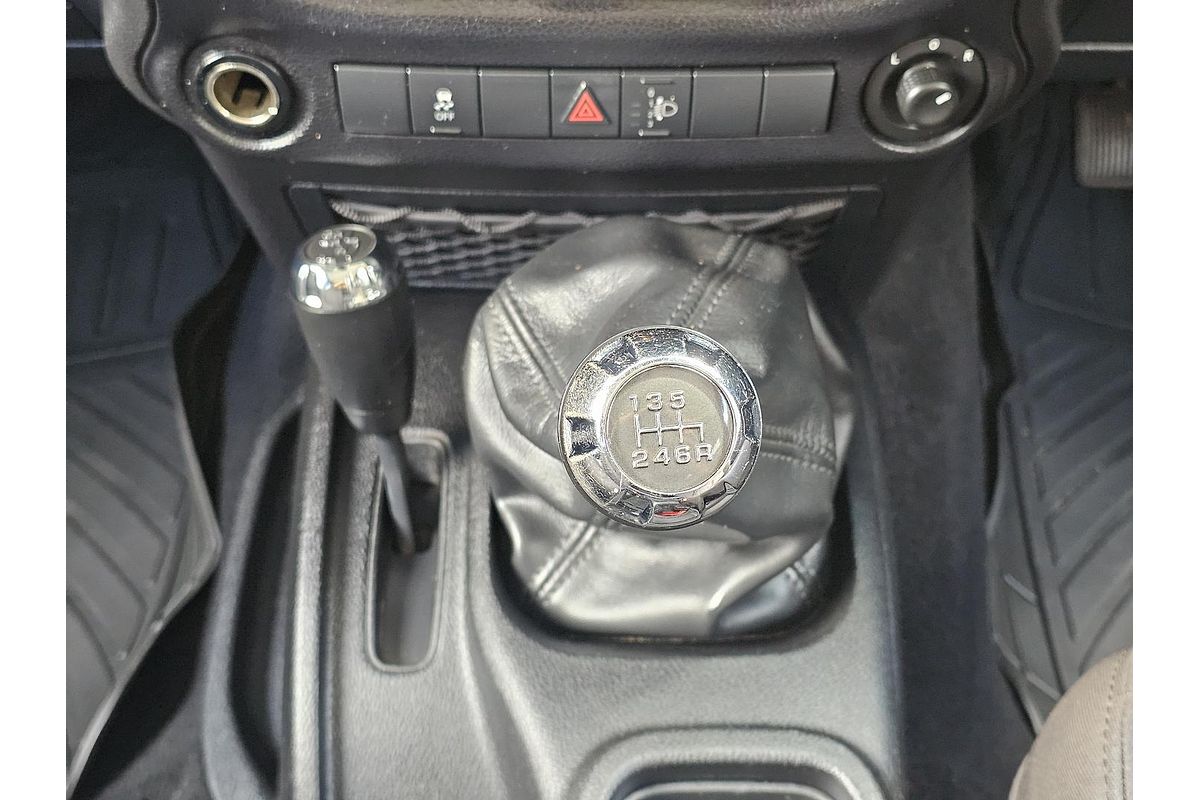 2013 Jeep Wrangler Unlimited Sport JK