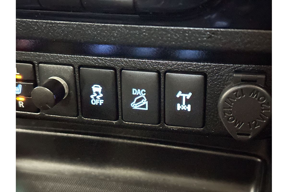 2018 Toyota Hilux Rugged X GUN126R 4X4