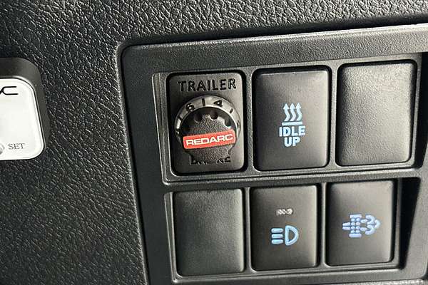 2018 Toyota Hilux Rugged X GUN126R 4X4