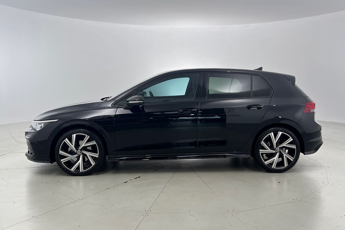 2023 Volkswagen Golf 110TSI R-Line 8