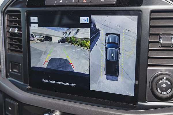 2022 Ford F-150 Platinum 4X4