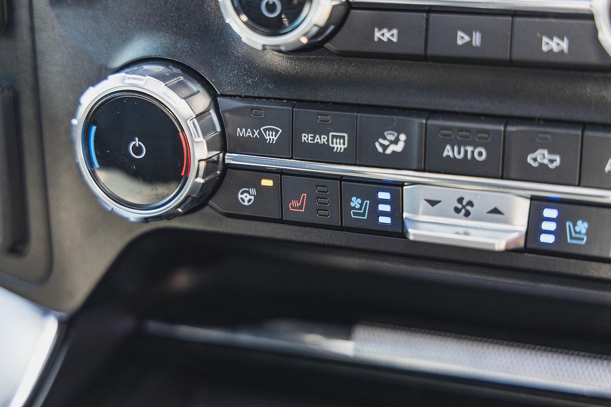 2022 Ford F-150 Platinum 4X4