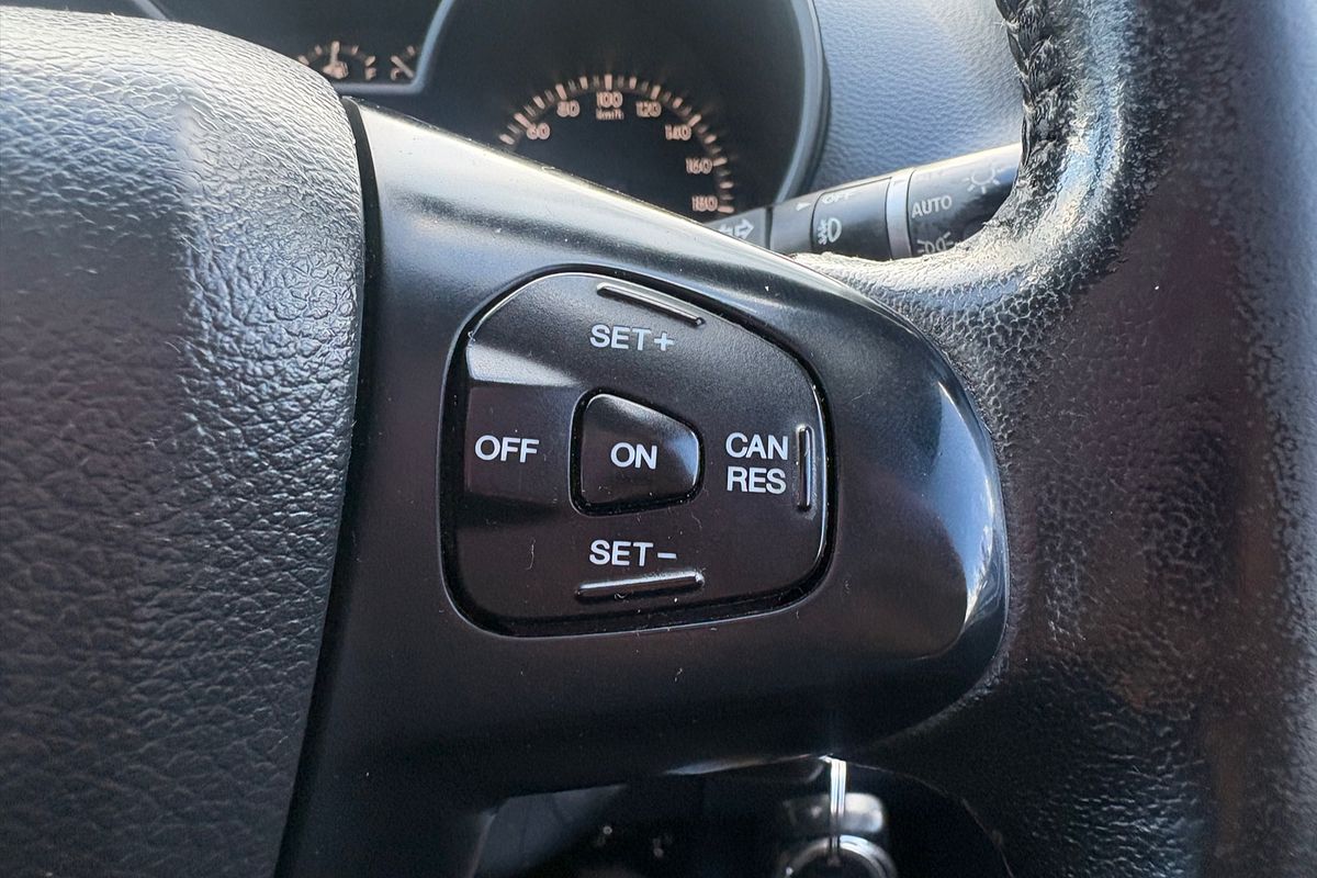 2015 Mazda BT-50 XTR Hi-Rider UP Rear Wheel Drive