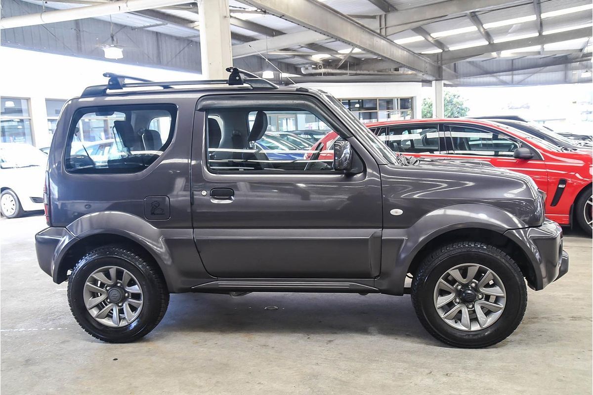 2015 Suzuki Jimny Sierra SN413 T6
