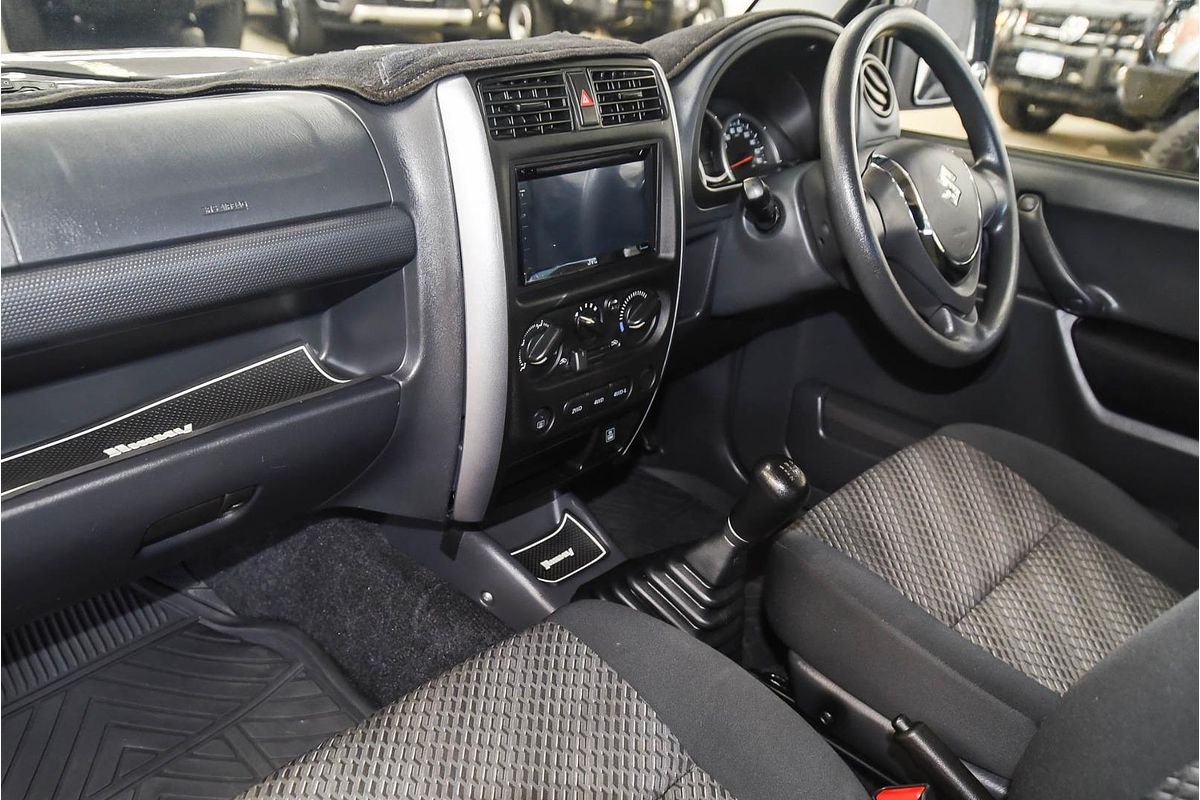 2015 Suzuki Jimny Sierra SN413 T6
