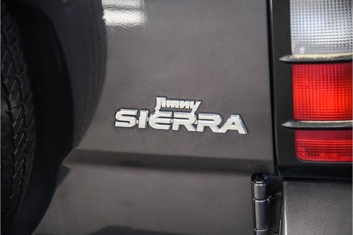 2015 Suzuki Jimny Sierra SN413 T6