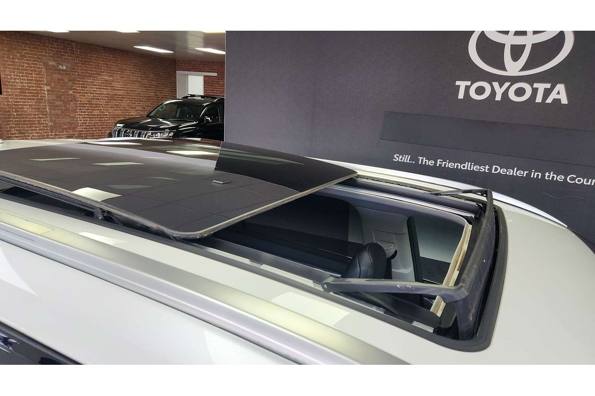 2023 Toyota Kluger Grande AXUH78R