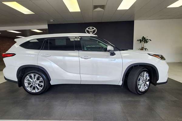 2023 Toyota Kluger Grande AXUH78R