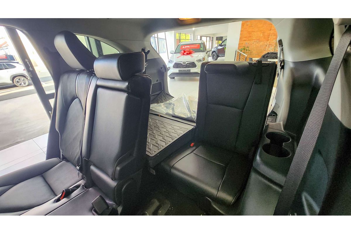 2023 Toyota Kluger Grande AXUH78R