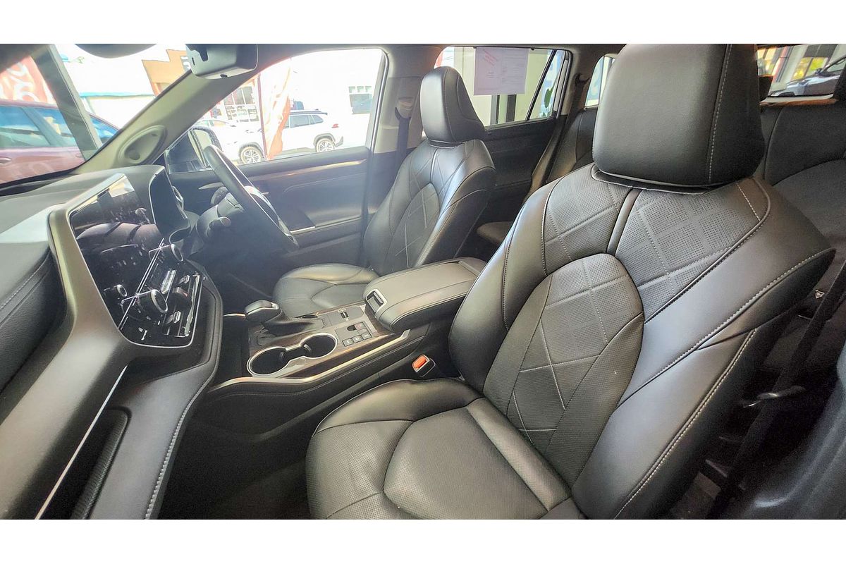 2023 Toyota Kluger Grande AXUH78R