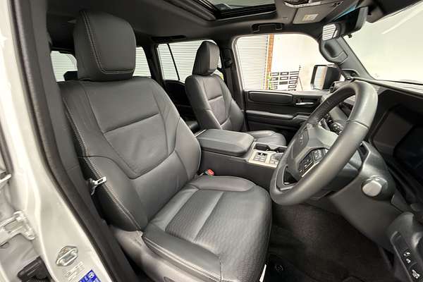 2025 Toyota Landcruiser Prado Altitude GDJ251R