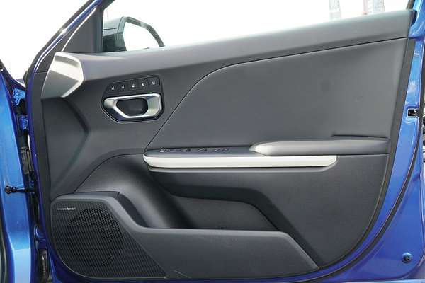 2025 Kia K4 GT-Line CL4m