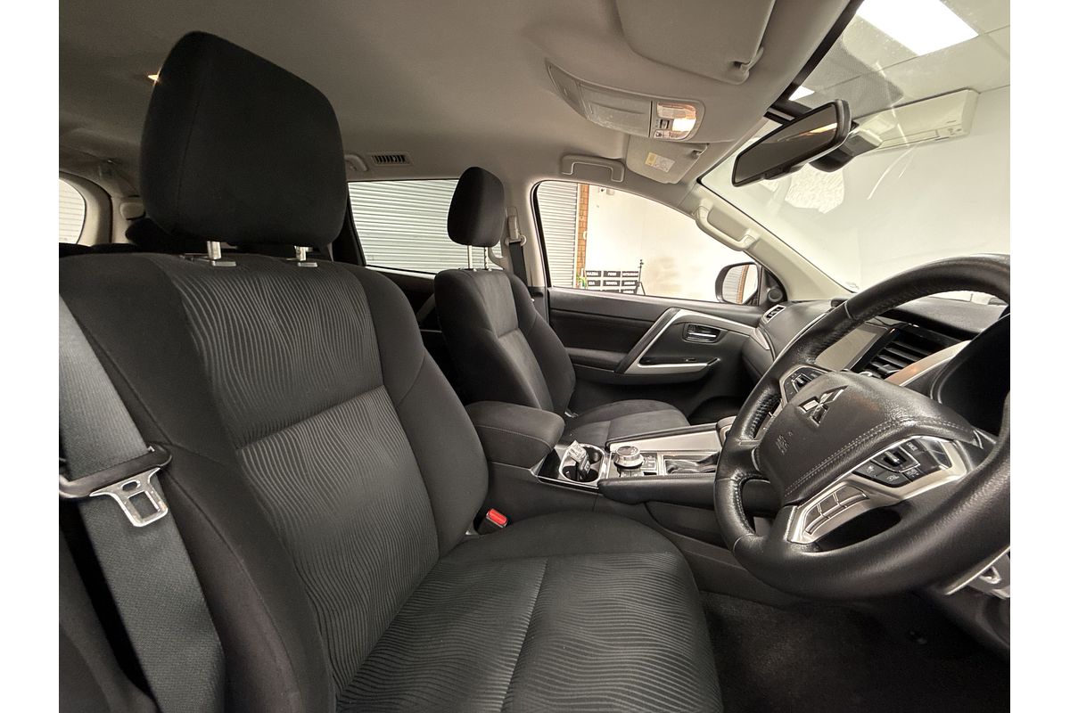 2021 Mitsubishi Pajero Sport GLS QF