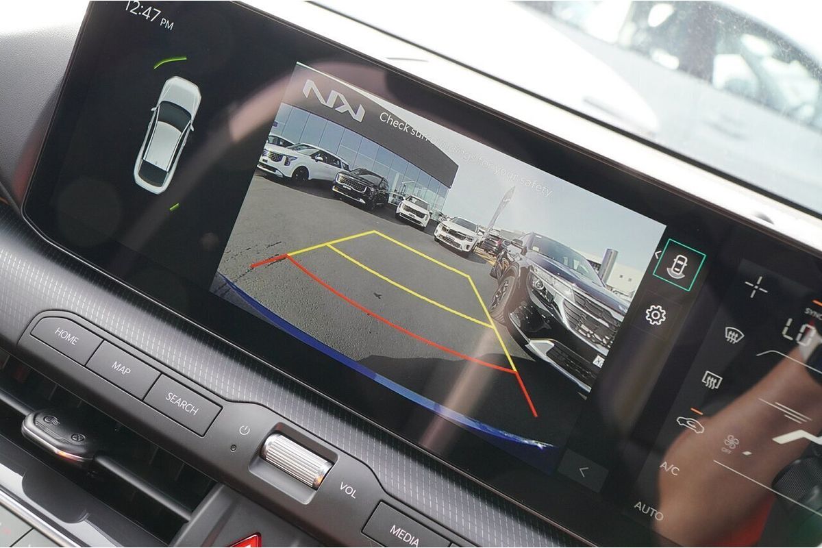 2025 Kia K4 GT-Line CL4m