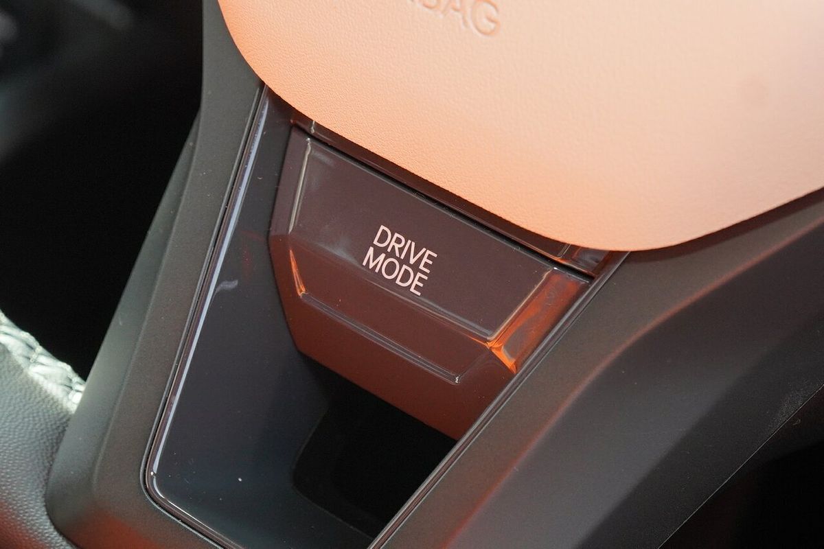 2025 Kia K4 GT-Line CL4m