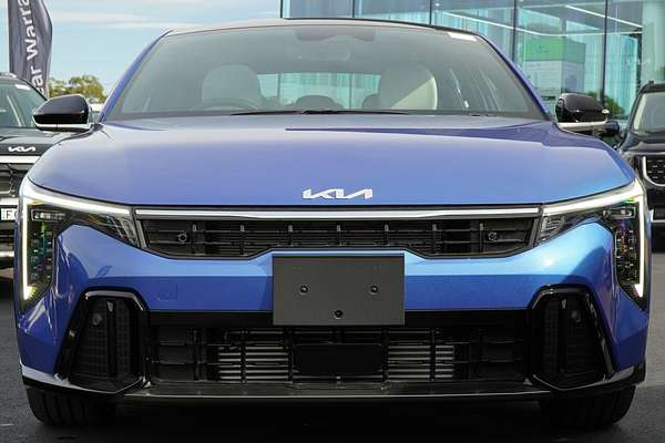 2025 Kia K4 GT-Line CL4m