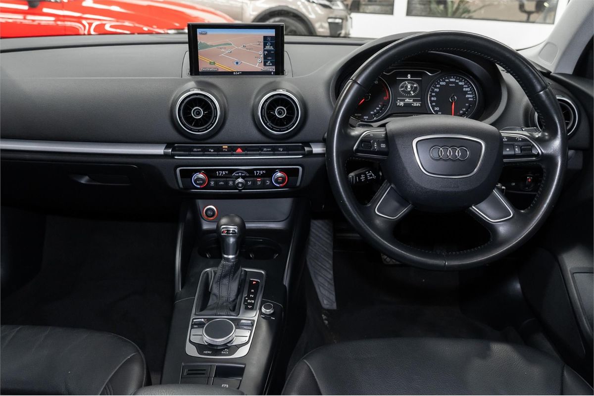 2015 Audi A3 Attraction 8V