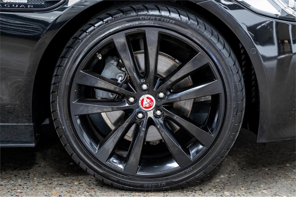 2016 Jaguar XE 20d R-Sport X760