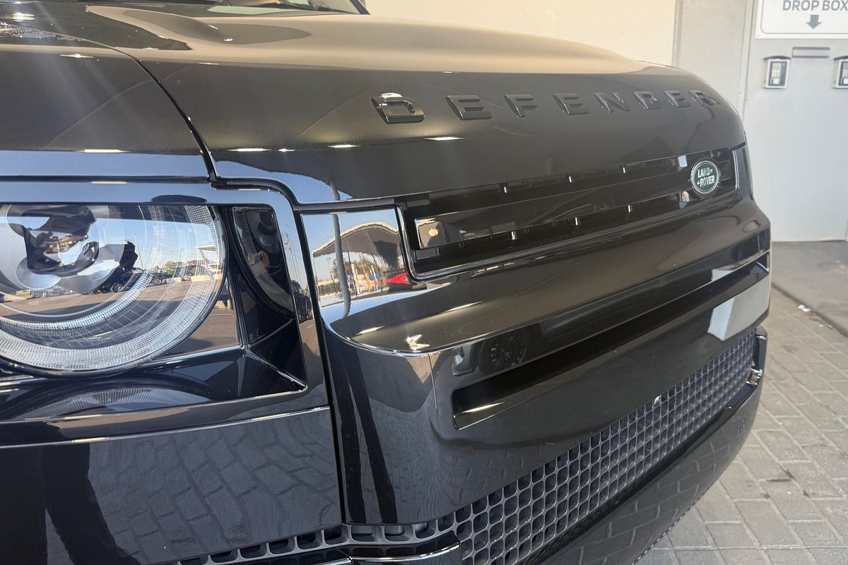 2025 Land Rover Defender 110 D350 X-Dynamic HSE L663