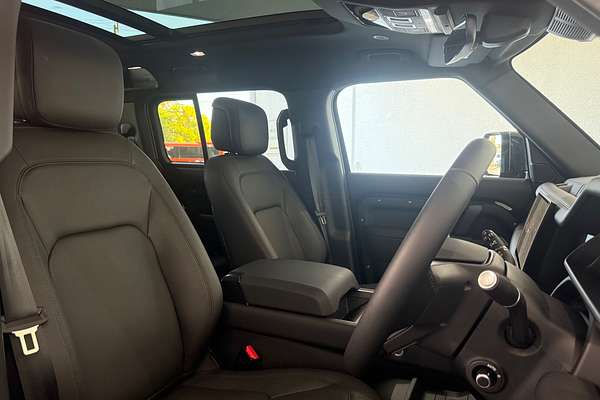 2025 Land Rover Defender 110 D350 X-Dynamic HSE L663