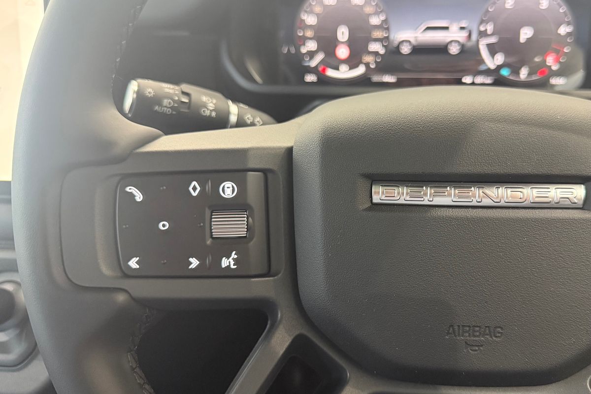 2025 Land Rover Defender 110 D350 X-Dynamic HSE L663