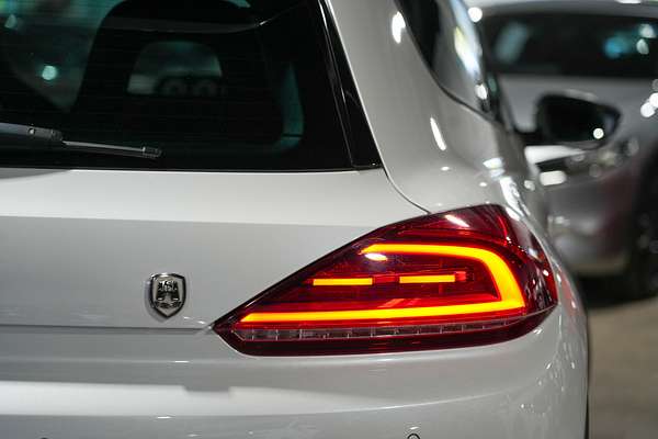 2016 Volkswagen Scirocco R Wolfsburg Edition 1S