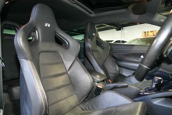 2016 Volkswagen Scirocco R Wolfsburg Edition 1S