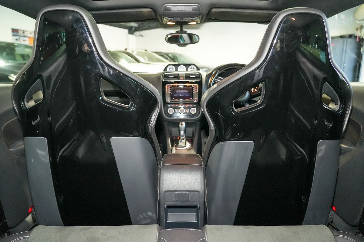 2016 Volkswagen Scirocco R Wolfsburg Edition 1S