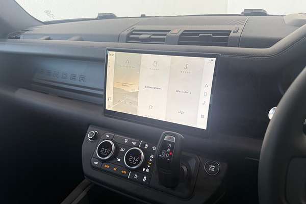 2025 Land Rover Defender 110 D350 X-Dynamic HSE L663