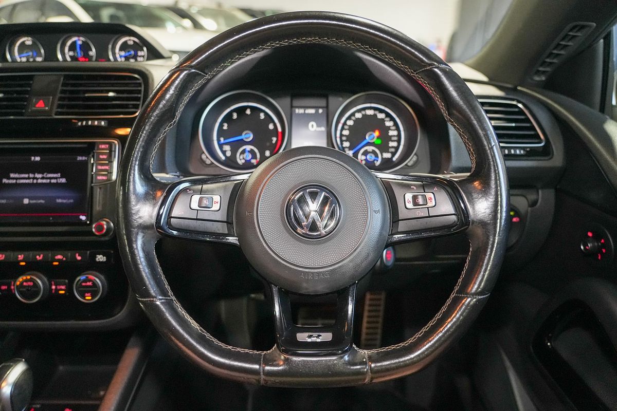 2016 Volkswagen Scirocco R Wolfsburg Edition 1S