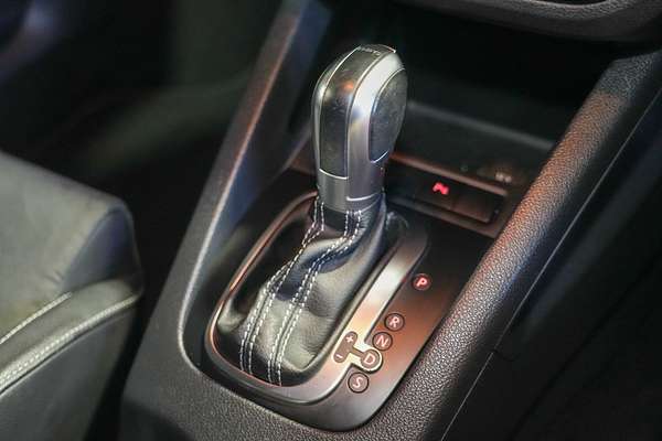 2016 Volkswagen Scirocco R Wolfsburg Edition 1S