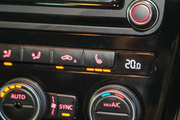 2016 Volkswagen Scirocco R Wolfsburg Edition 1S