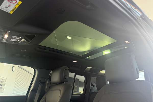 2025 Land Rover Defender 110 D350 X-Dynamic HSE L663