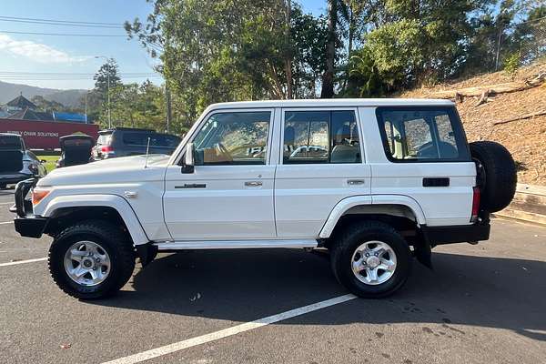 2020 Toyota Landcruiser GXL VDJ76R