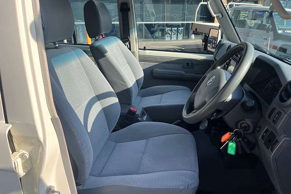 2020 Toyota Landcruiser GXL VDJ76R