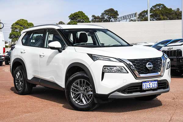 2024 Nissan X-TRAIL ST T33
