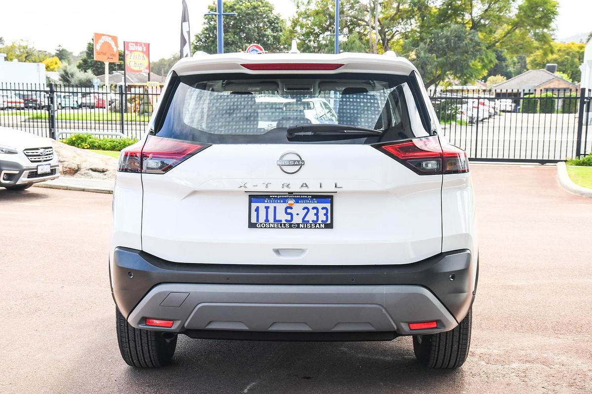 2024 Nissan X-TRAIL ST T33