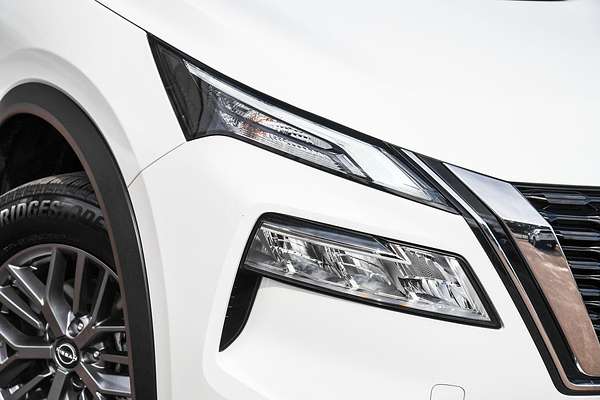 2024 Nissan X-TRAIL ST T33