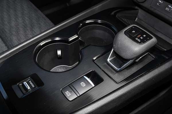 2024 Nissan X-TRAIL ST T33
