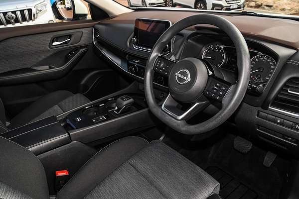 2024 Nissan X-TRAIL ST T33