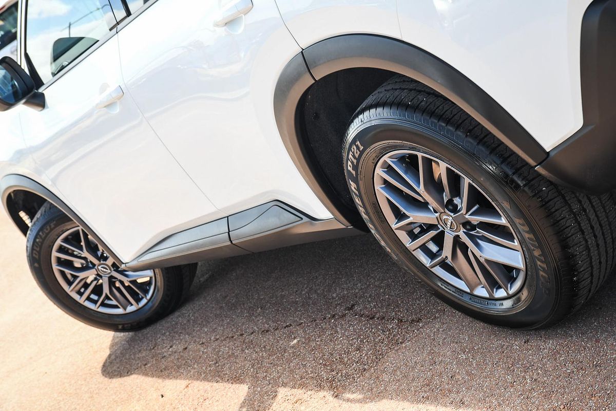2024 Nissan X-TRAIL ST T33