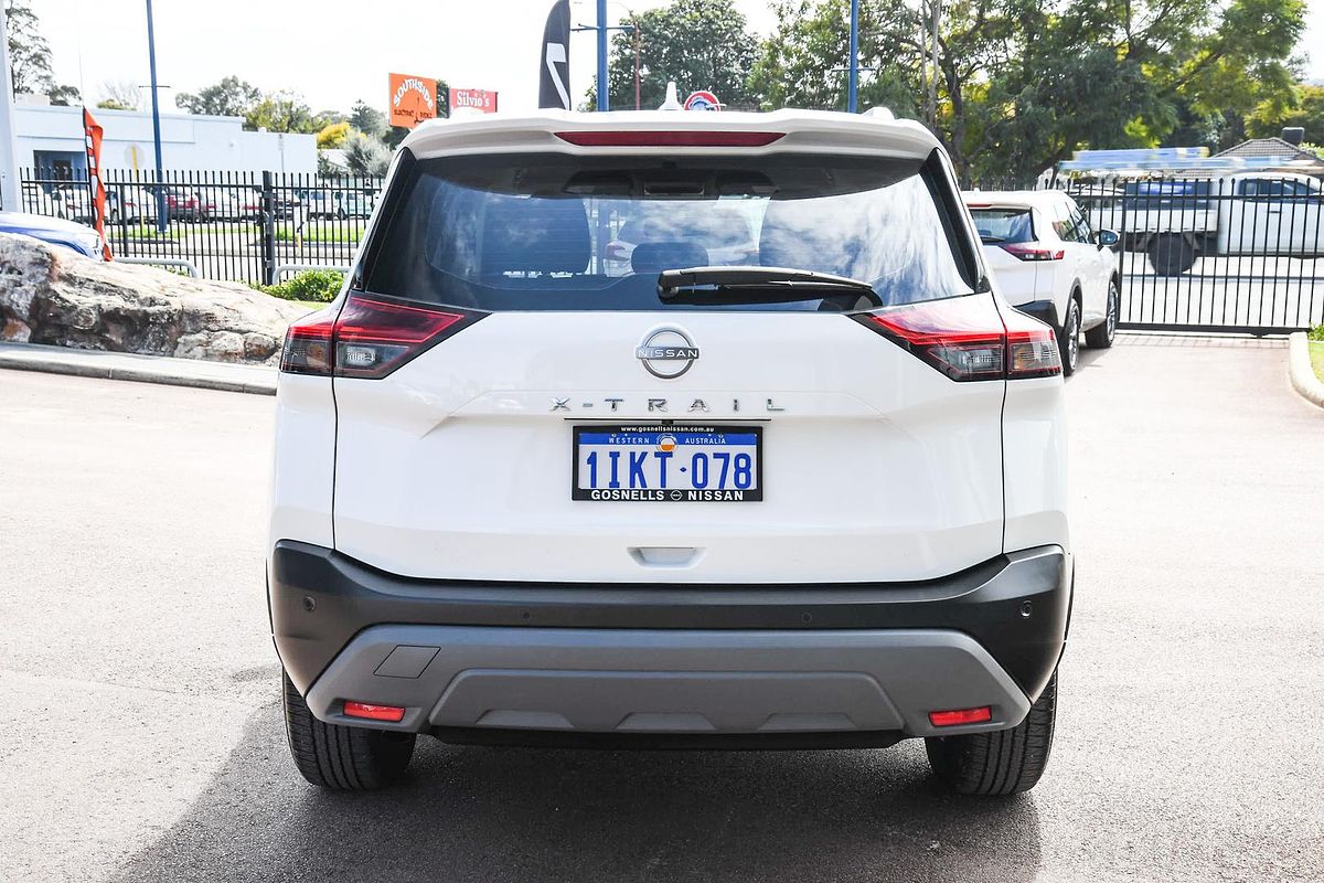 2024 Nissan X-TRAIL ST T33