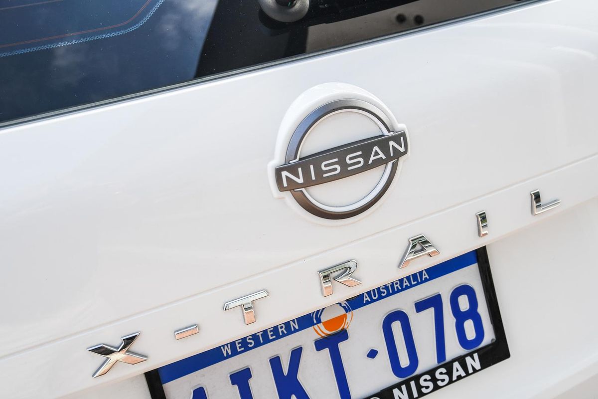 2024 Nissan X-TRAIL ST T33