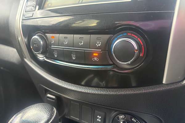 2017 Nissan Navara ST D23 Series 3 4X4