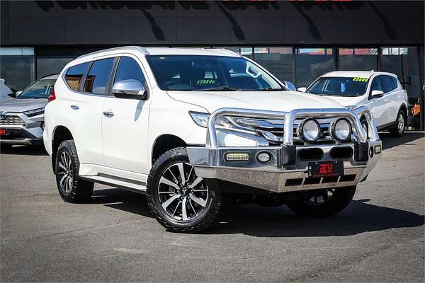 2017 Mitsubishi Pajero Sport GLS QE