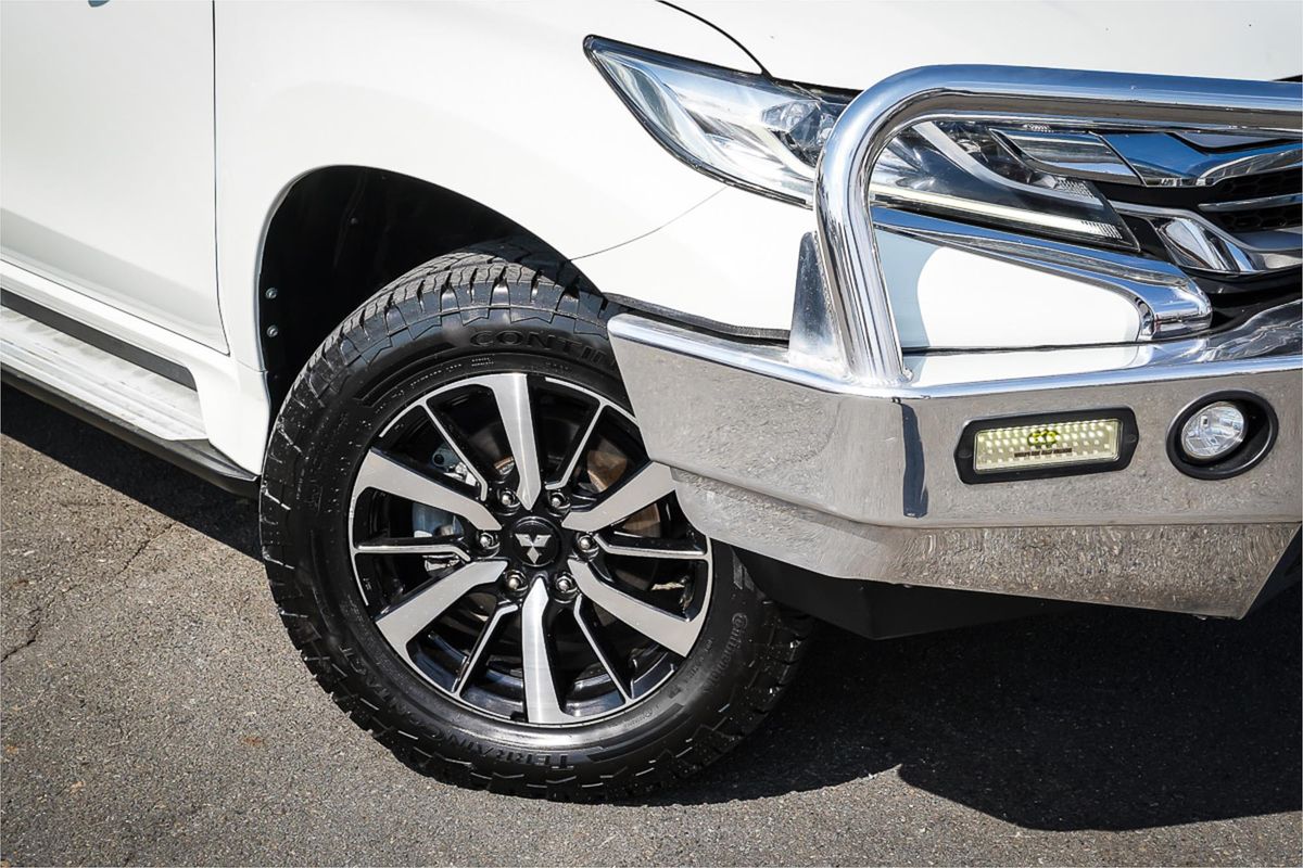 2017 Mitsubishi Pajero Sport GLS QE