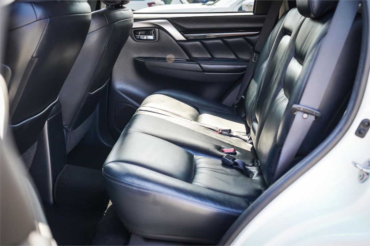 2017 Mitsubishi Pajero Sport GLS QE