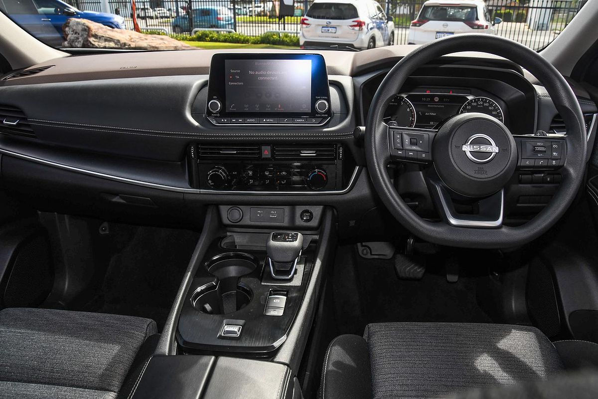 2024 Nissan X-TRAIL ST T33
