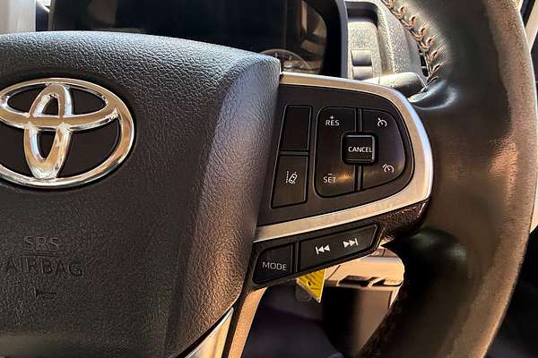 2020 Toyota Hiace Commuter GDH322R ELWB
