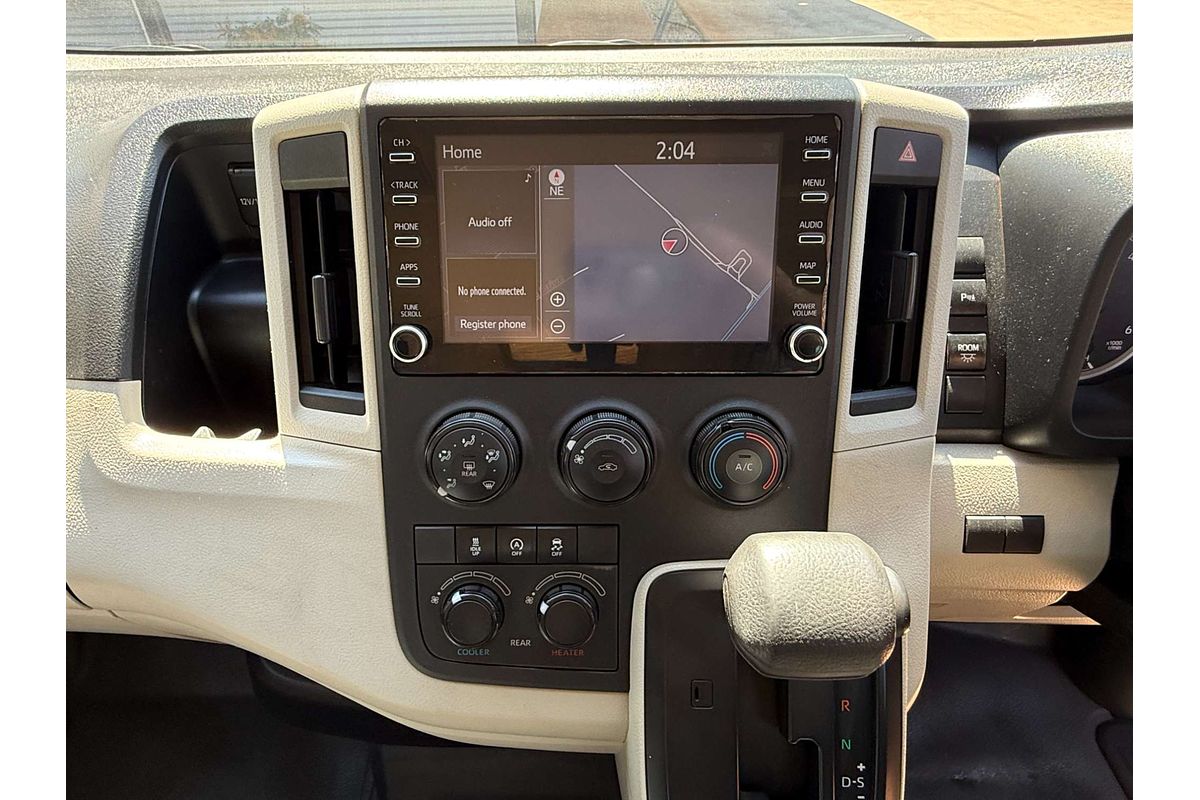2020 Toyota Hiace Commuter GDH322R ELWB